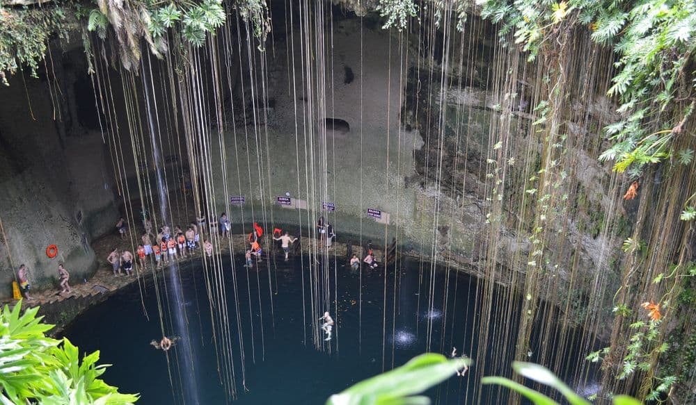 cenote-mexico
