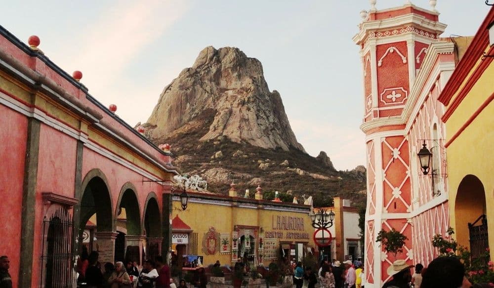 Was gibt es in Mexiko zu tun? - Bernal und sein Monolith © Juan Luis Torres Pixabay