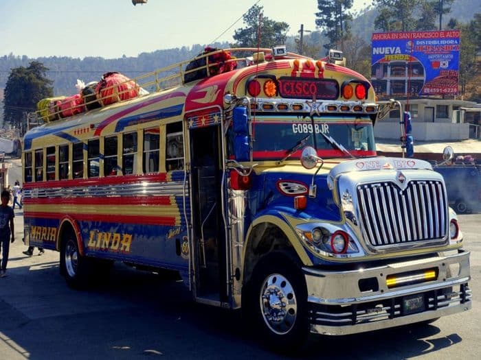 Antigua-Guatemala-chicken-bus-©Mathilde-Arnod