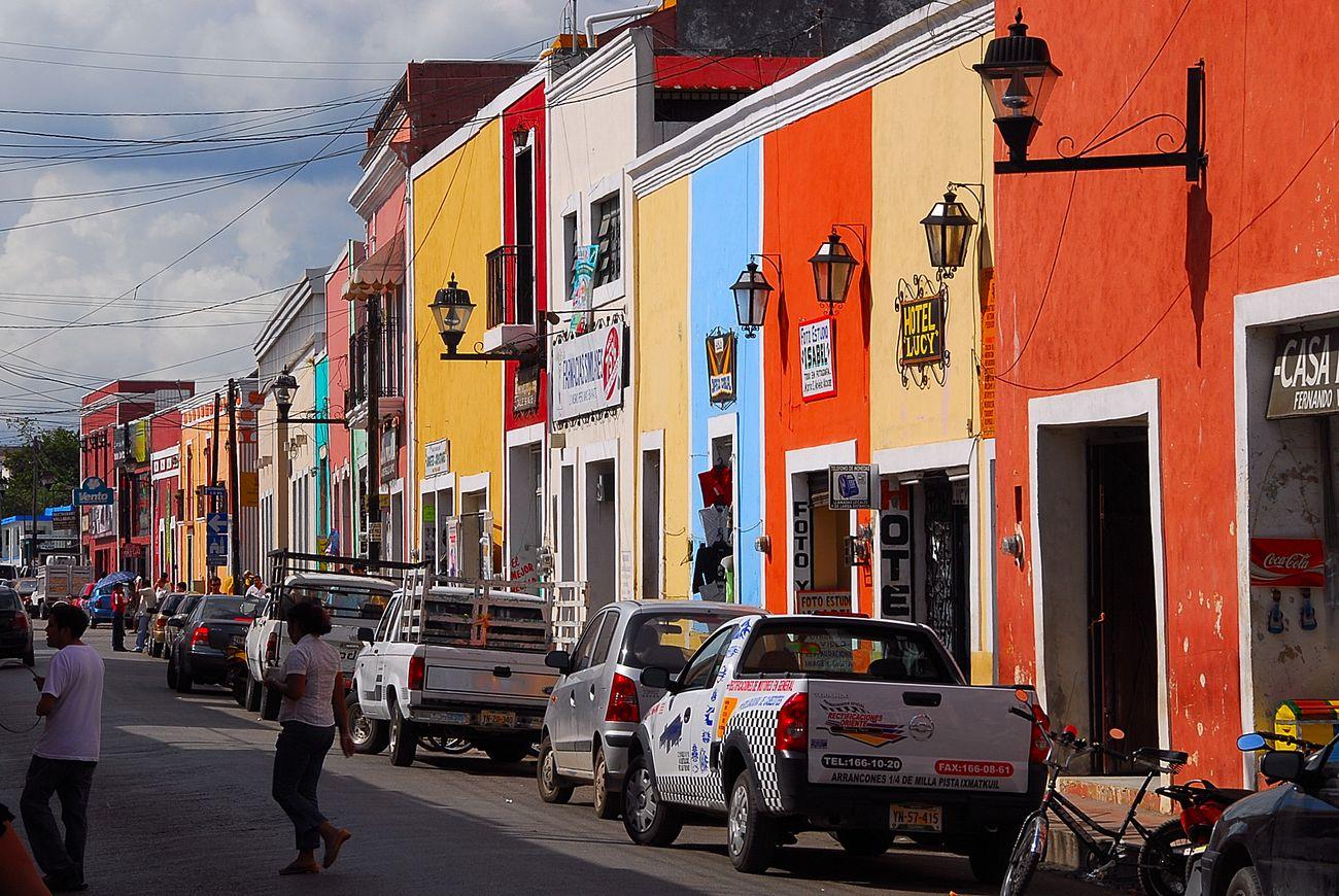 valladolid streets mexico yucatan