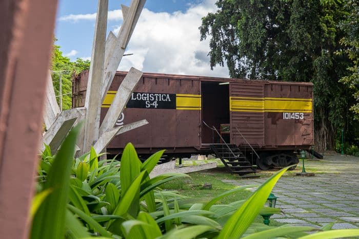 Santa Clara Train Che Cuba